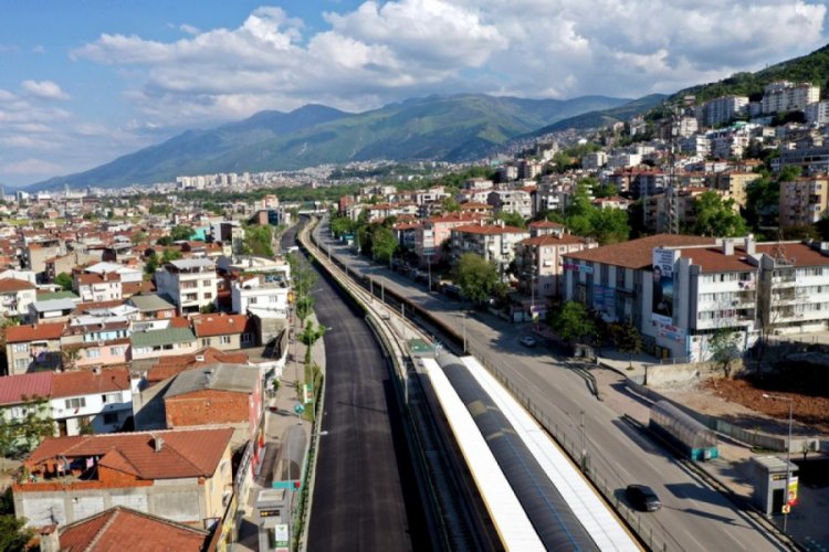 Bursa'da trafik durdu yollar hayat buldu