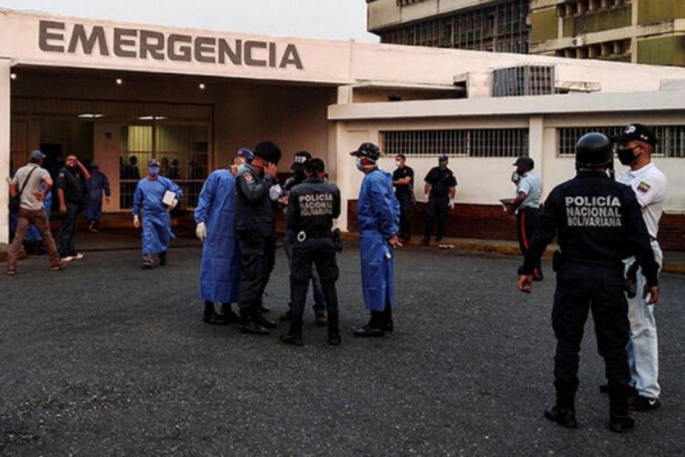 Venezuela'da hapishanede isyan: 40 &ouml;l&uuml;, 50 yaralı