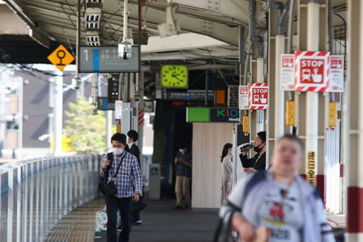 Japonya'da ikinci dalga m&uuml;cadelesi