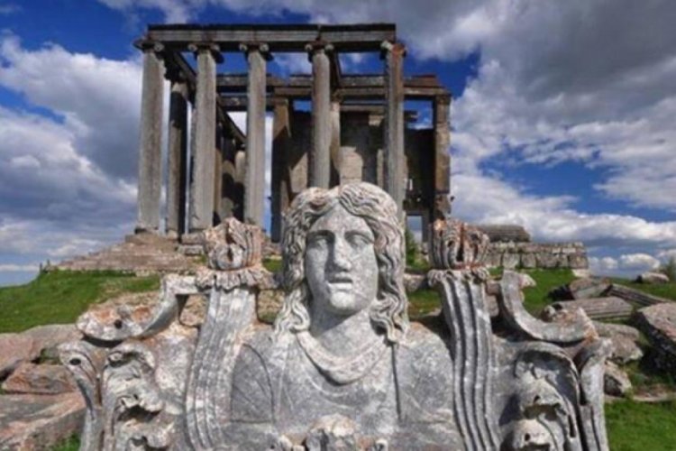 Aizanoi Antik Kenti ziyaret yasağı uzatıldı