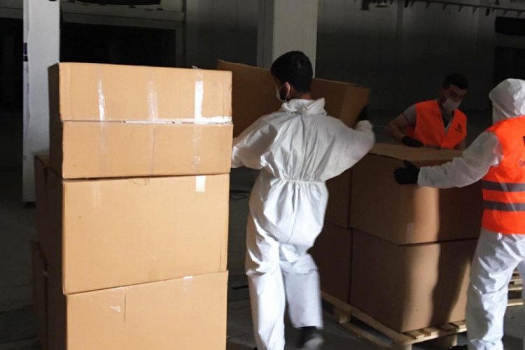 Valilik a&ccedil;ıkladı! Bursa'da pazartesi 1 milyondan fazla maske dağıtılacak