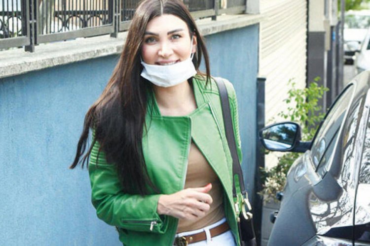 Berrak &Ouml;ztekin: Bizden &ouml;nce corona vir&uuml;s korkuttu