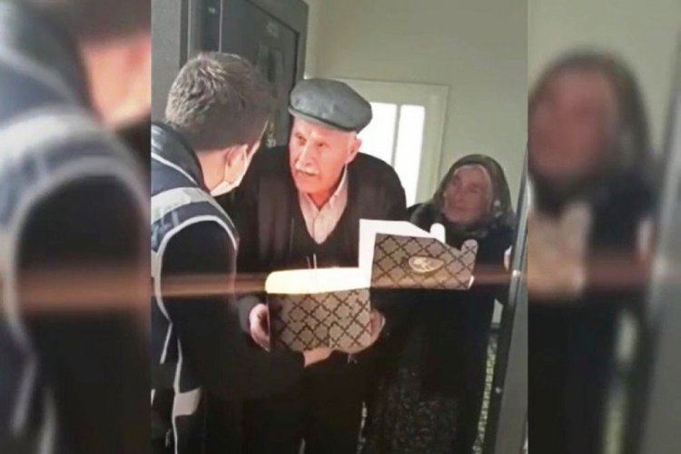 86 yaşına giren Veli amcaya doğum g&uuml;n&uuml; s&uuml;rprizi