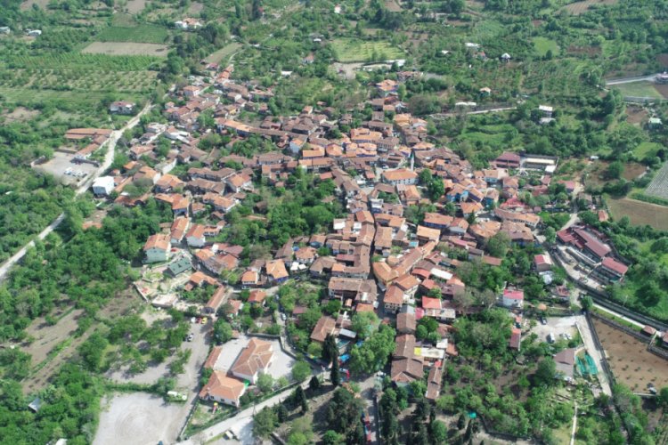 Bursa'nın 700 yıllık tarihi k&ouml;y&uuml;, koronavir&uuml;s sebebiyle sessiz kaldı