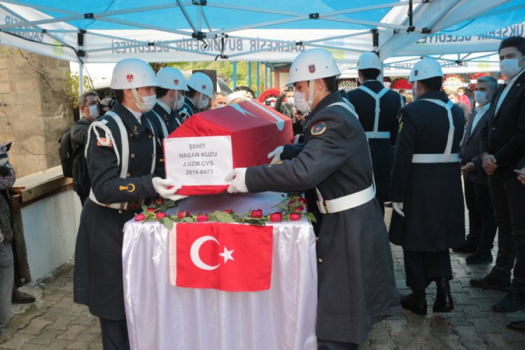 Şehit uzman &ccedil;avuş son yolculuğuna uğurlandı