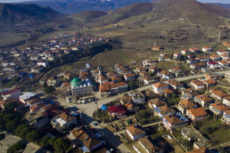 Manisa'da bir mahallenin karantinası uzatıldı