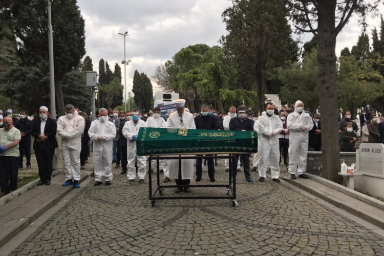 İlahiyat&ccedil;ı Yazar &Ouml;mer D&ouml;ngeloğlu son yolculuğuna uğurlandı