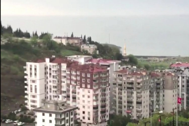 Ezan erken okununca, 'orucunuzu a&ccedil;mayın' anonsu yapıldı