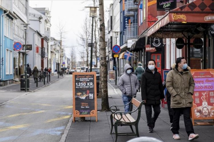 İzlanda'da 6 hafta sonra hayat normale d&ouml;nmeye başlıyor