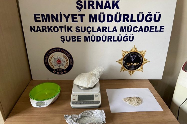 Ka&ccedil;ak&ccedil;ılık operasyonu: 11 g&ouml;zaltı