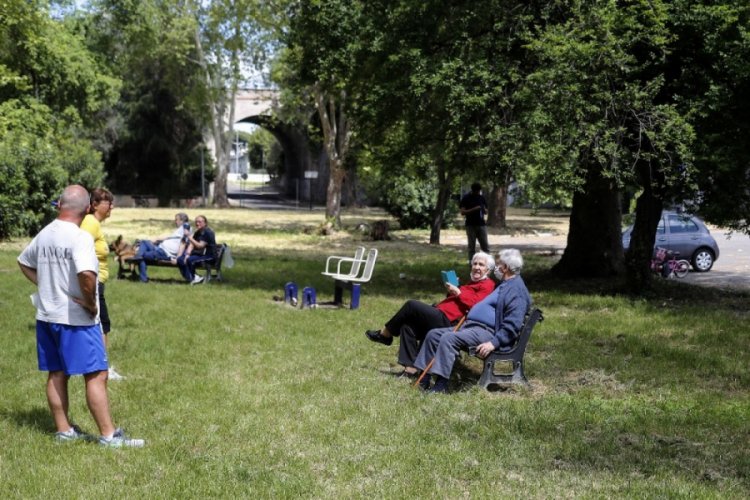 İtalya'da normalleşme s&uuml;reci kademeli olarak başladı