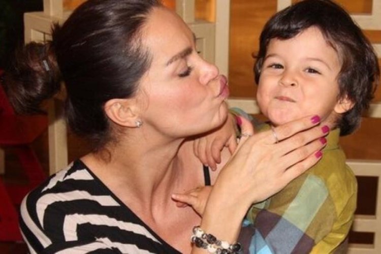 Ebru Şallı o haberi paylaşıp not d&uuml;şt&uuml;! 'Bir &ouml;m&uuml;r de yaşardı hastanede...'