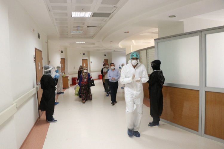 Şanlıurfa'da 5 kişi alkışlarla taburcu edildi