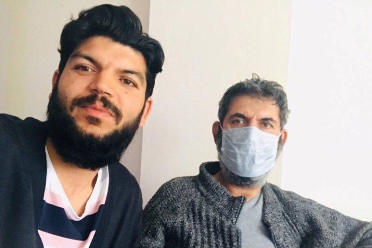 17 g&uuml;n refakat ettiği babası koronavir&uuml;s&uuml; yendi