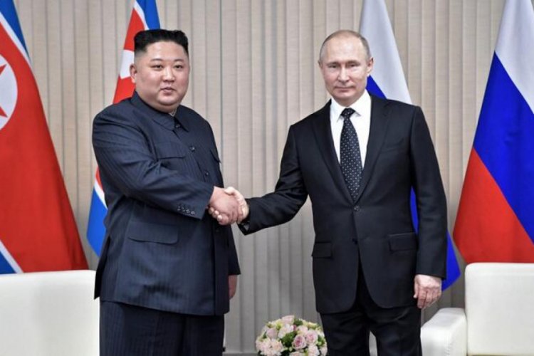 Rus lider Putin'den Kim Jong-un'a madalya