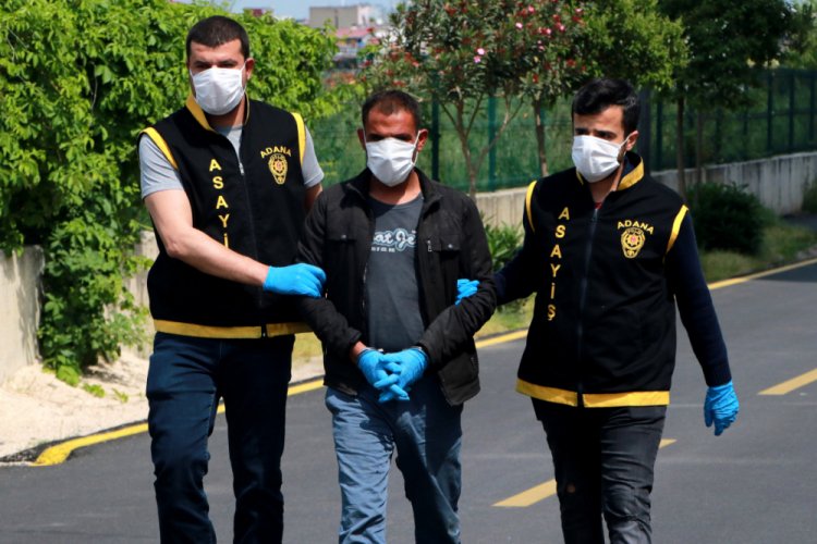 Park halindeki aracı &ccedil;almaya &ccedil;alışırken yakalandılar