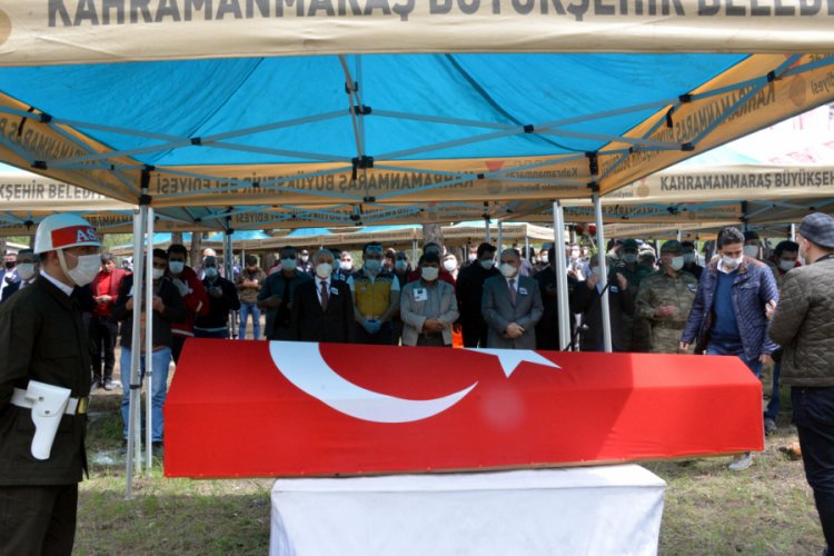 Şehit Uzman Onbaşı G&uuml;ndeş, son yolculuğuna uğurlandı