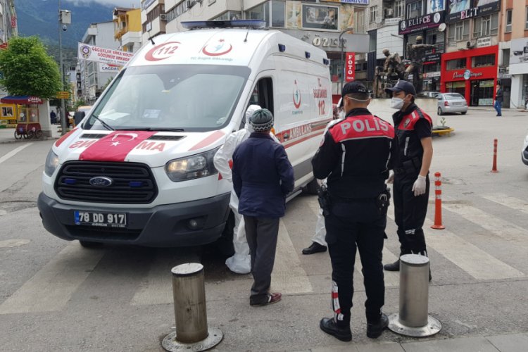 Karantina altındaki k&ouml;yden ka&ccedil;tı polislere yakalandı
