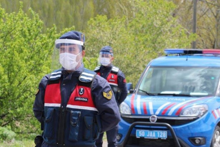 Cenaze namazı kılınan k&ouml;yde karantina s&uuml;resi uzatıldı