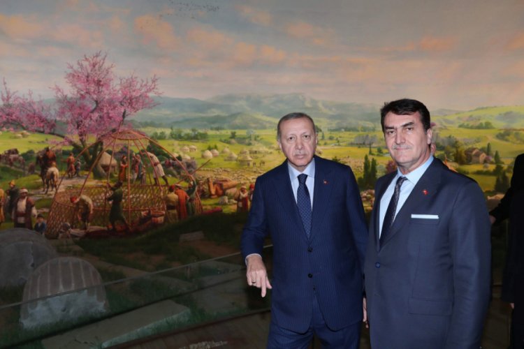 Bursa erguvan ağa&ccedil;larına sahip &ccedil;ıkıyor