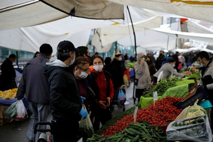 "4 kişilik ailenin a&ccedil;lık sınırı 2 bin 492, yoksulluk sınırı 6 bin 986 lira"