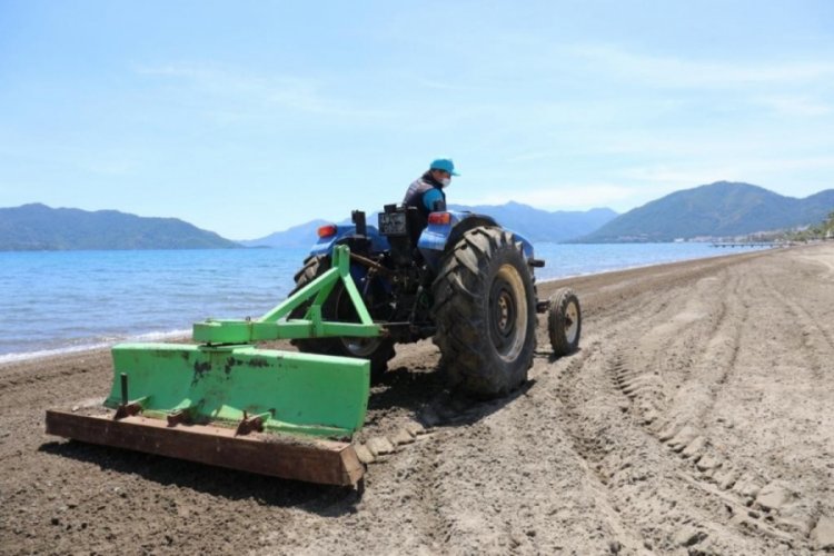 Marmaris plajları sezona hazırlanıyor