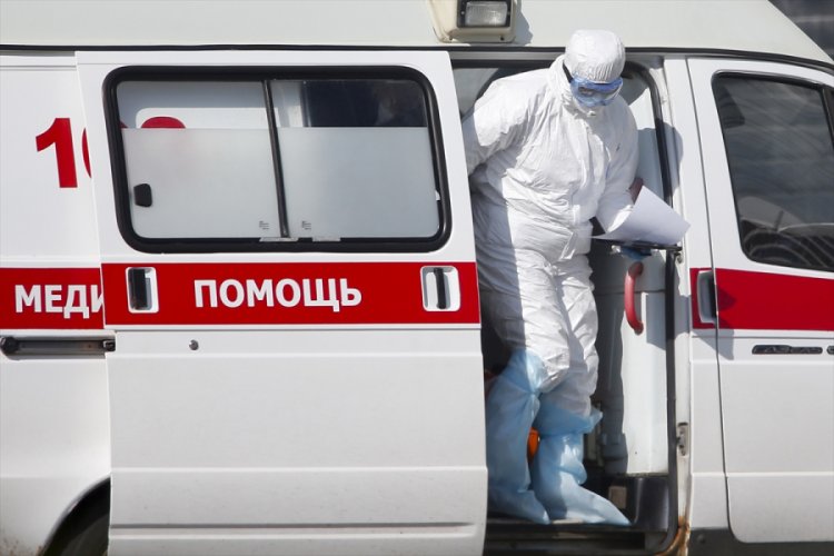 Rusya'da son 24 saatte 11 bin 231 yeni koronavir&uuml;s vakası