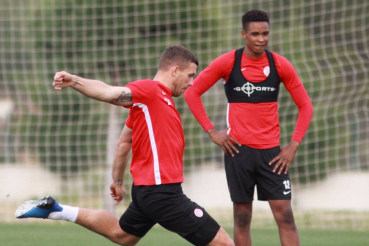 Antalyaspor yarın top başı yapıyor