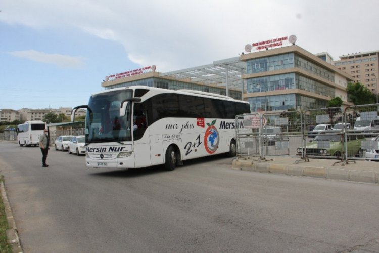 Karantina s&uuml;recinde odalarını kullandığı kız &ouml;ğrencilere burs verecek