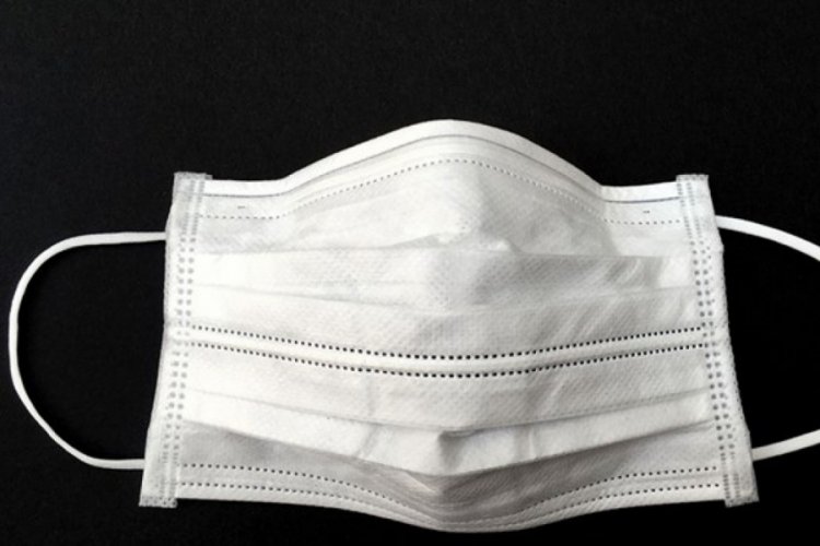 "Maskenin eczane dışında satılmasını doğru bulmuyoruz"