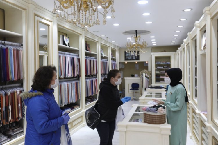 Esnafa ilk aşamada 12 bin maske dağıtıldı
