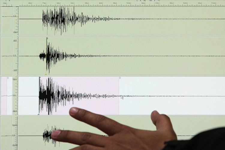 İran'da yaşanan depremde 1 kişi hayatını kaybetti