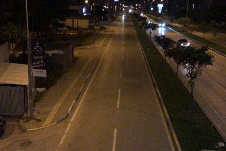 Bursa'da kısıtlama sonrası sessizlik hakim