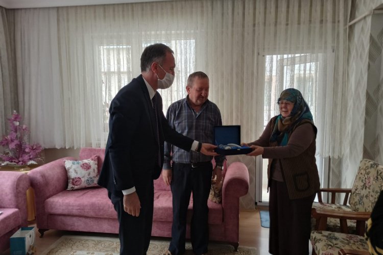 Bursa İneg&ouml;l Belediye Başkanı Taban'dan 65 yaş &uuml;st&uuml; ziyareti