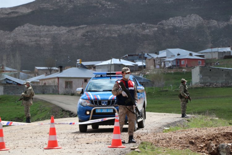 Taziye &ccedil;adırı kurulan mahallede vaka sayısı 93'e y&uuml;kseldi