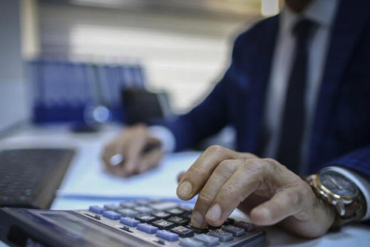 Anayasa Mahkemesi'nden s&ouml;zleşmeli personel kararı
