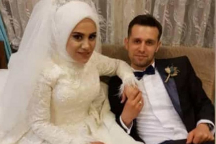 Eski uzman &ccedil;avuşun &ouml;ld&uuml;rd&uuml;ğ&uuml; &ccedil;ift yan yana toprağa verildi
