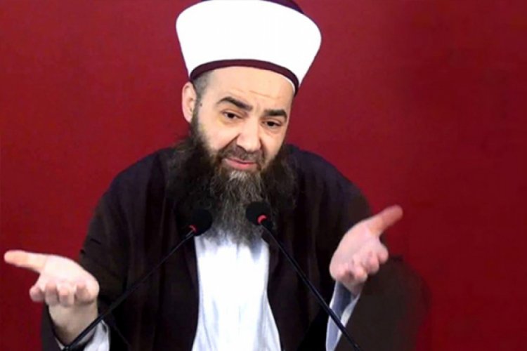 C&uuml;bbeli Ahmet Hoca: G&ouml;rd&uuml;ğ&uuml;m r&uuml;yalara g&ouml;re darbe tehlikesi var