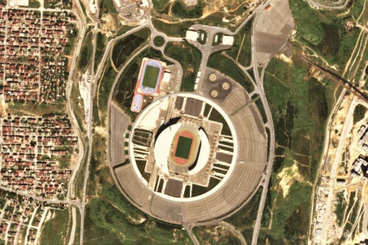 Atat&uuml;rk Olimpiyat Stadı b&uuml;y&uuml;k ma&ccedil;a hazırlanıyor
