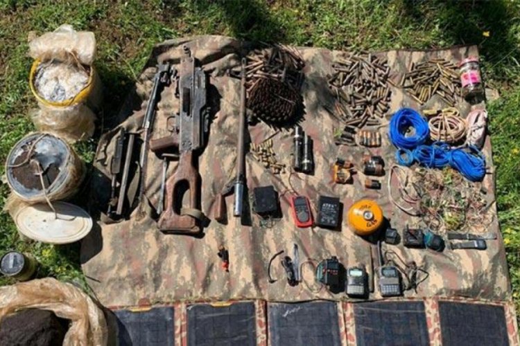 PKK'lılara ait 2 sığınak imha edildi