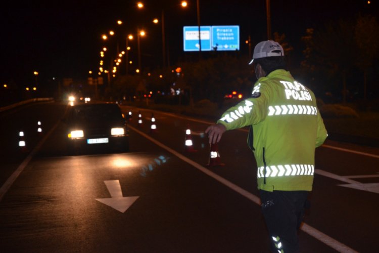 Ordu'da polis ekipleri rutin kontrollerini s&uuml;rd&uuml;r&uuml;yor