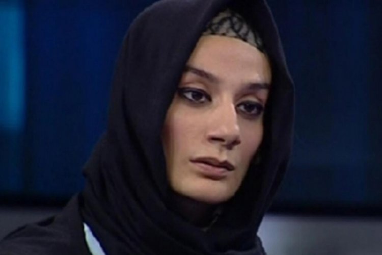 Esra El&ouml;n&uuml;'den kendisini eleştiren B&uuml;lent Arın&ccedil;'a tepki