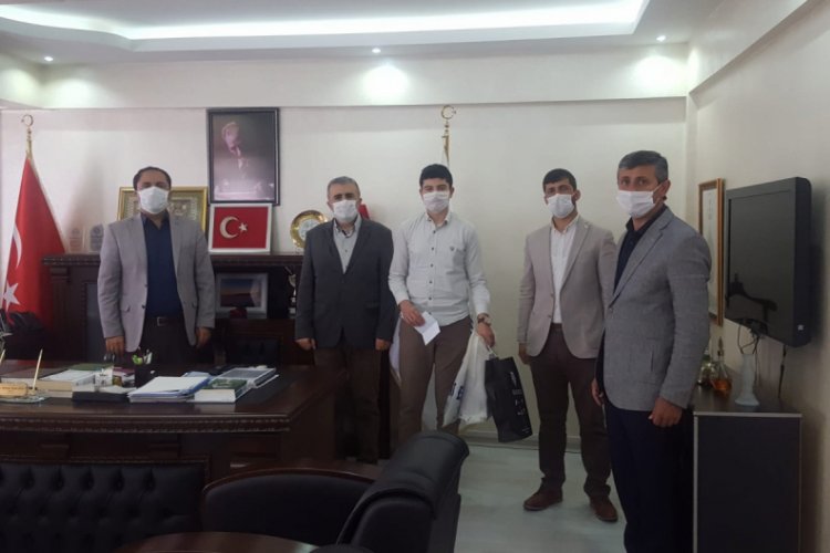Bursa'da korona s&uuml;recinde uzaktan eğitimle hafız oldular