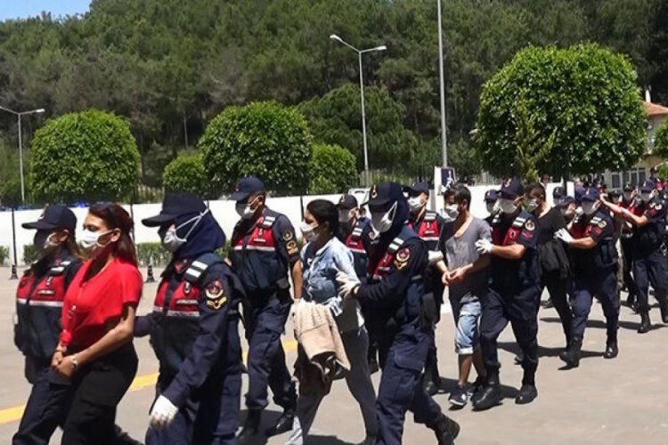 'Mavi Kelebek' uyuşturucu &ccedil;etesine 24 tutuklama