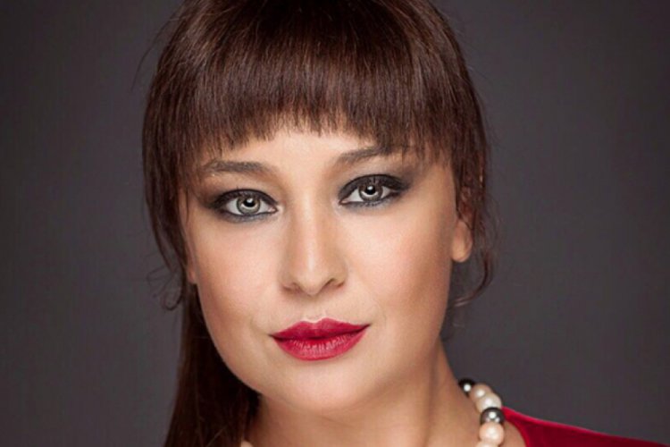 &Uuml;nl&uuml; oyuncu Derya Şen: "Estetiğe karşıyım ve yaptırmam"