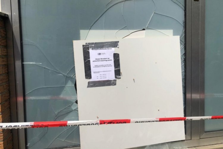 Almanya'da T&uuml;rk derneğine molotoflu saldırı