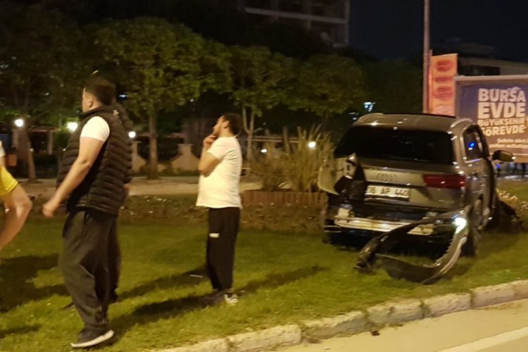 Bursa'da ışık ihlali kazaya sebep oldu