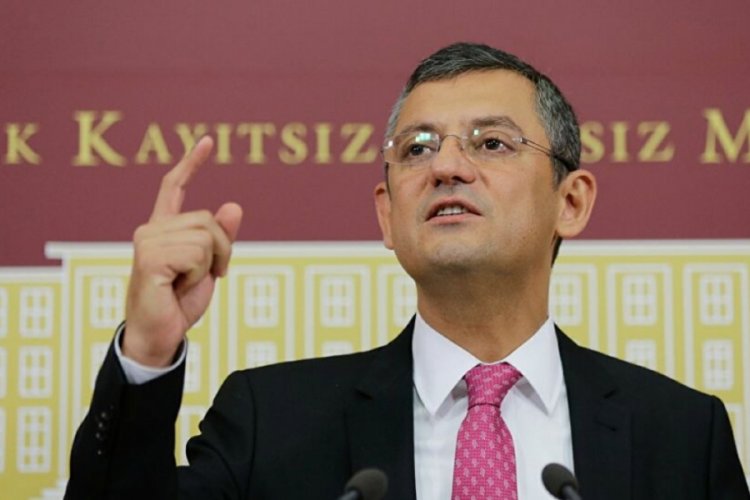 &Ouml;zel: "Beni darbecilikle su&ccedil;layan &Ouml;mer &Ccedil;elik, kendi partisinde eleştirilmiş"
