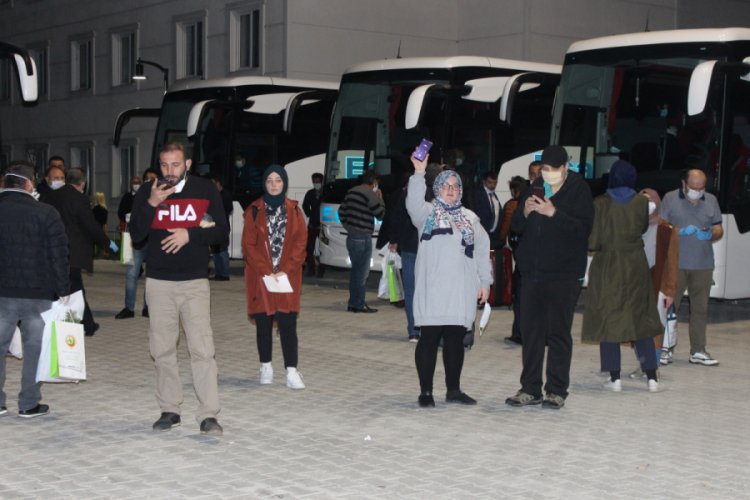 Karantina s&uuml;reci biten vatandaşlar memleketlerine uğurlandı