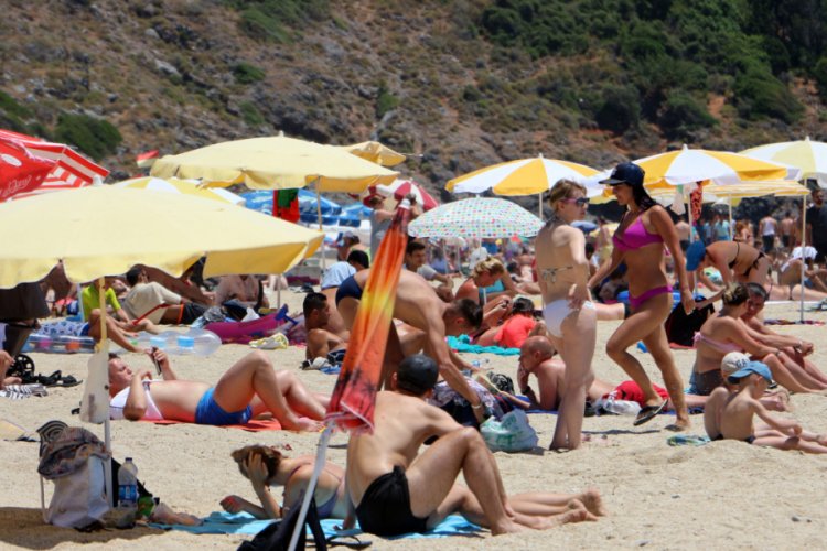 Alanya'ya gelen her turiste mektup